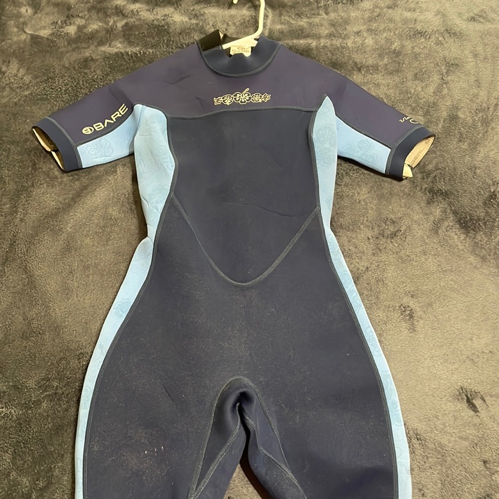 Wet suit